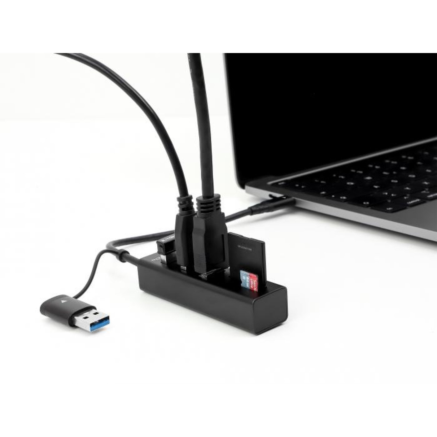 USB хъб Delock 63859, 3.2 Gen 1, 3 x USB-A, SD и MicroSD четец на карти, USB-C, USB-A конектор, Черен